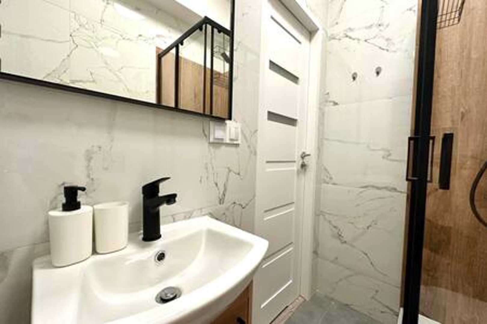 MMRent Maria Smeja - 18