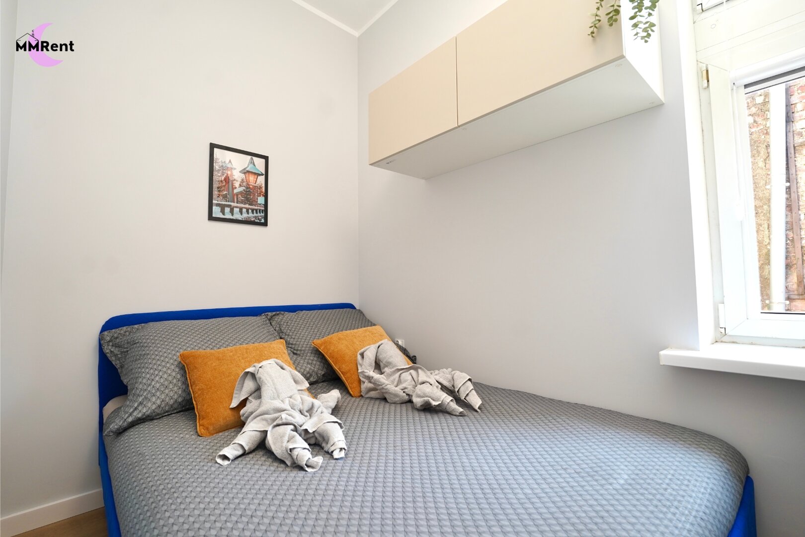 MMRent Kitty Cat Room MMRent Kitty Cat Room