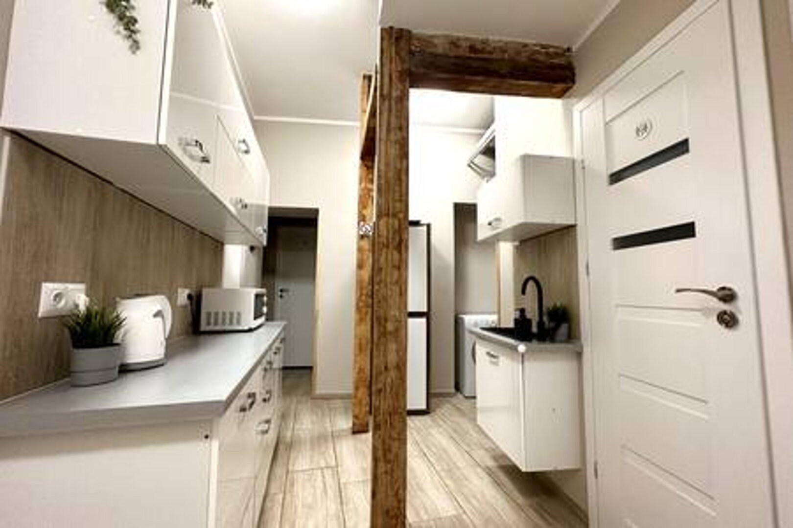 MMRent Maria Smeja - 12